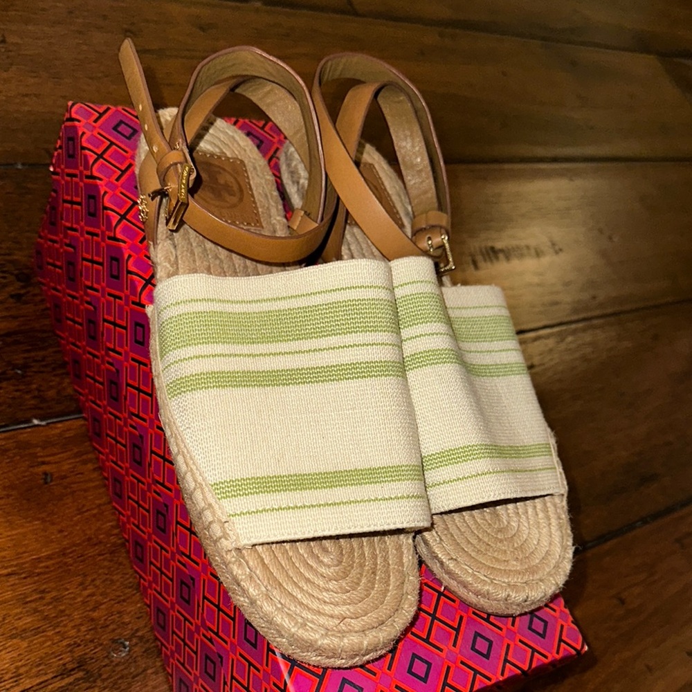Tory Burch Green and Tan Espadrille Sandals